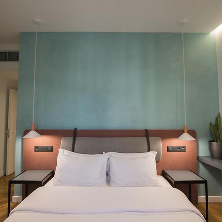 Ederlezi Zoubourlou Aparthotel Athena Bagian luar foto