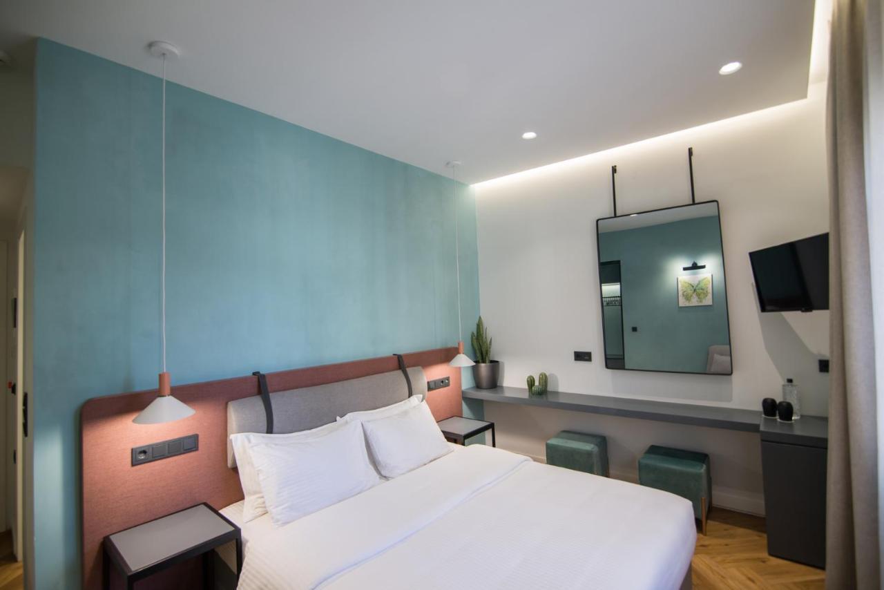 Ederlezi Zoubourlou Aparthotel Athena Bagian luar foto