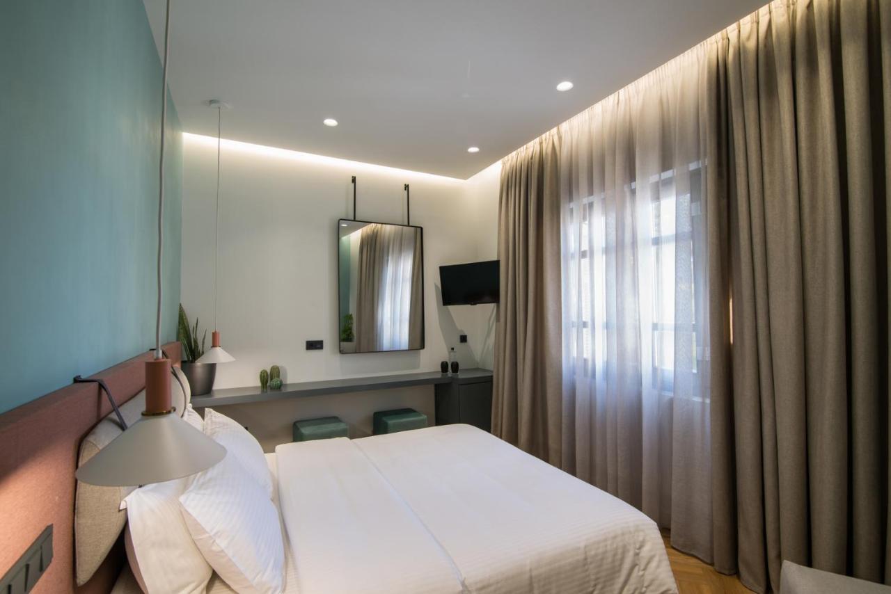 Ederlezi Zoubourlou Aparthotel Athena Bagian luar foto