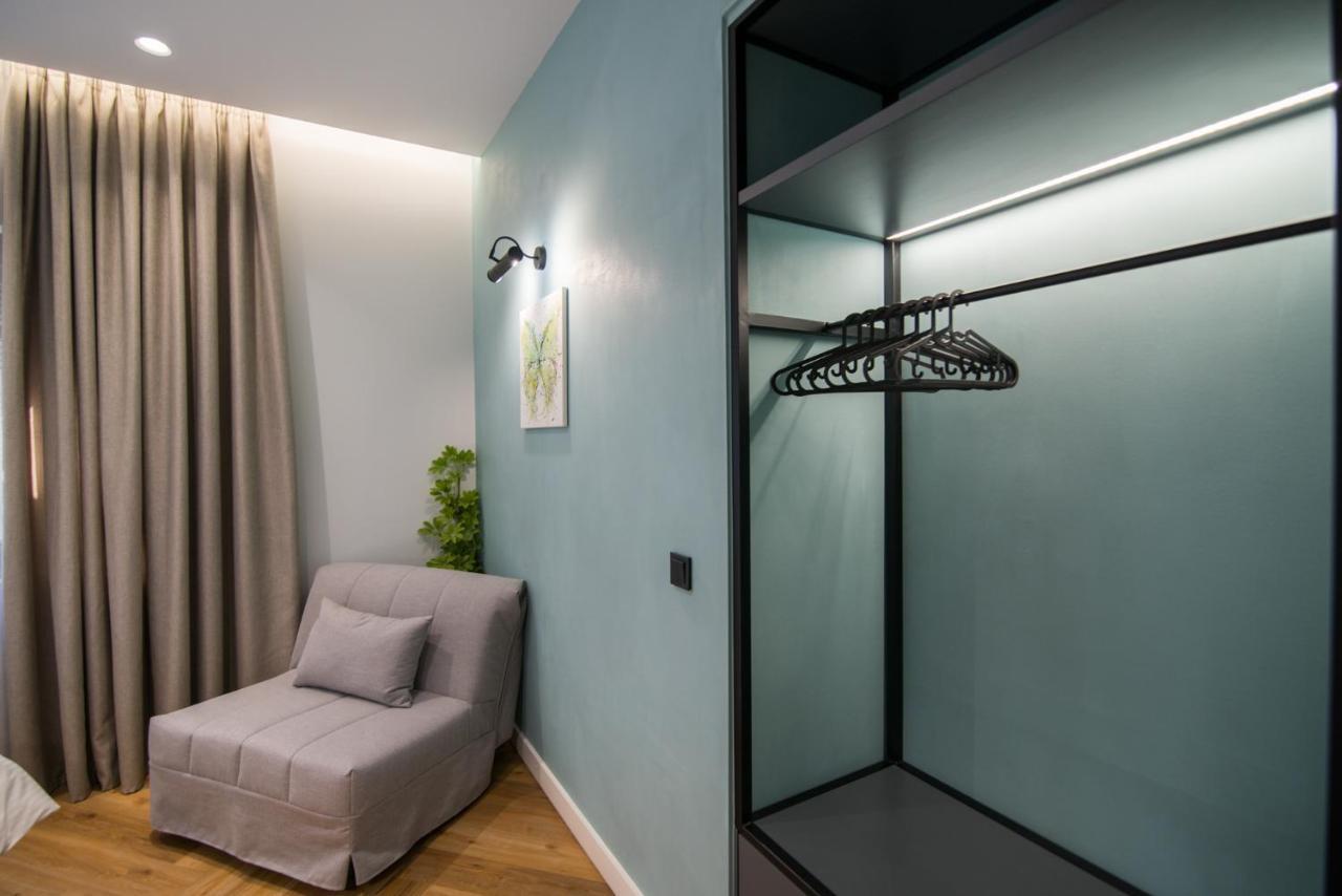 Ederlezi Zoubourlou Aparthotel Athena Bagian luar foto